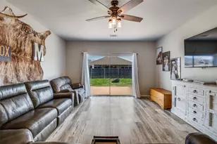 106 Jennie Marie, Ferris, TX 75125 - Photo 10