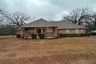 12065 Forest Glen Ln, Balch Springs, TX 75180 - Photo 2