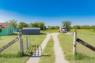 1524 Crowell Rd, Kaufman, TX 75142 - Photo 6