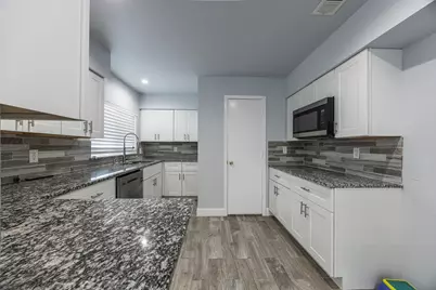 109 W Marguerita Drive, Garland, TX 75040 - Photo 8