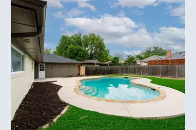 2310 Greenmeadow Drive, Carrollton, TX 75006 - Photo 26
