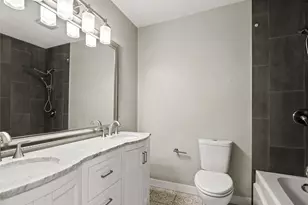 2310 Greenmeadow Dr, Carrollton, TX 75006 - Photo 24