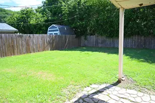 1352 Simpson Dr, Hurst, TX 76053 - Photo 20
