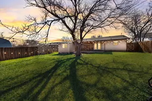 743 Price Dr, Lewisville, TX 75067 - Photo 20