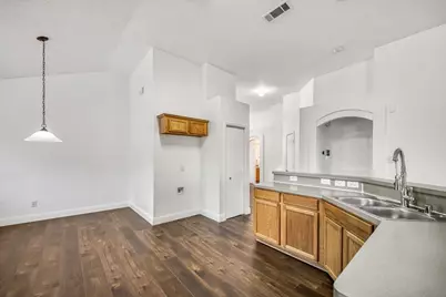 744 Oriole Drive, Saginaw, TX 76131 - Photo 14