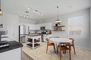 1336 River Ridge Rd, Roanoke, TX 76262 - Photo 2