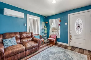 4755 Yancy St, Dallas, TX 75216 - Photo 2