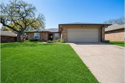 5008 Hawkins Cemetery Road, Arlington, TX 76017 - Photo 1