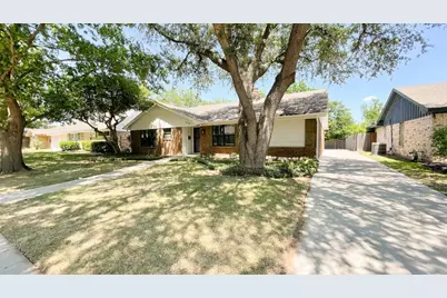 2641 Magnolia Drive, Irving, TX 75062 - Photo 28