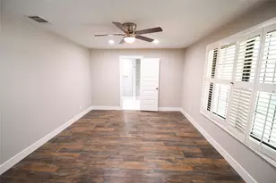 2641 Magnolia Dr, Irving, TX 75062 - Photo 12