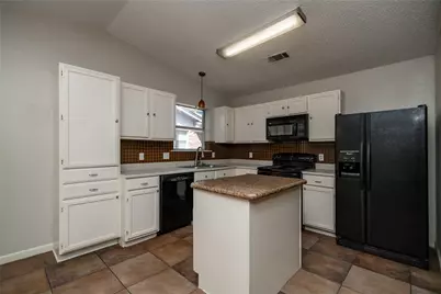618 Plainview Drive, Mansfield, TX 76063 - Photo 8