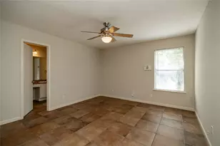 618 Plainview Dr, Mansfield, TX 76063 - Photo 2