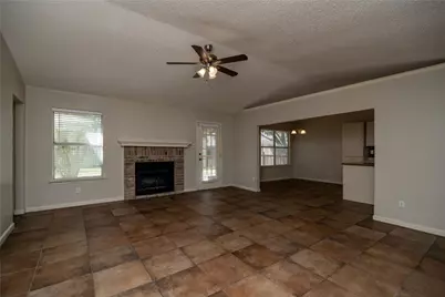 618 Plainview Drive, Mansfield, TX 76063 - Photo 4