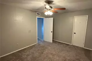 9852 Brockbank Dr, Dallas, TX 75220 - Photo 6