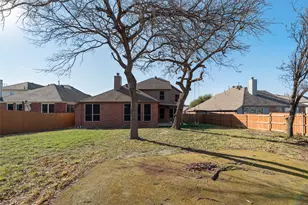 2011 Fair Oaks Cir, Corinth, TX 76210 - Photo 22