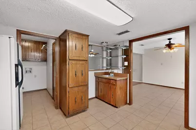 1724 Post Oak Drive, Bedford, TX 76021 - Photo 14