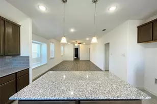 2025 Dove Creek Ln, Mesquite, TX 75149 - Photo 8