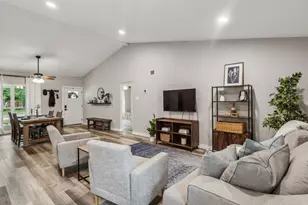 434 Jamestown Dr, Garland, TX 75043 - Photo 4