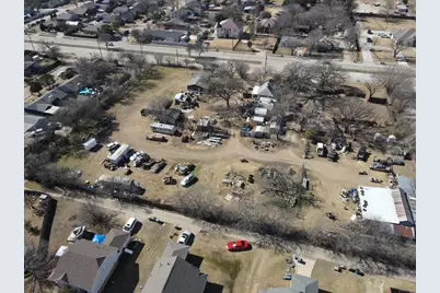 1016 N Masters Drive, Dallas, TX 75217 - Photo 2