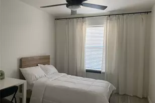 2743 Hyde Park Dr, Grand Prairie, TX 75050 - Photo 14