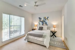 18024 Rock Branch Dr, Dallas, TX 75287 - Photo 18