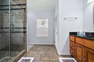 515 Copano Cove Rd, Rockport, TX 78382 - Photo 18