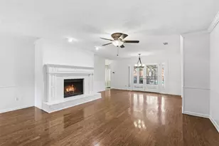 1905 Wimbledon Dr, Arlington, TX 76017 - Photo 8