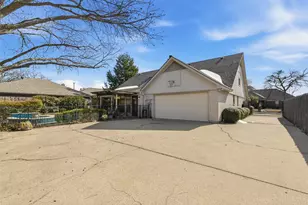 1905 Wimbledon Dr, Arlington, TX 76017 - Photo 38
