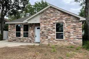 1262 E Myrtle St, Fort Worth, TX 76104 - Photo 12