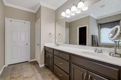 328 Tioga Street, Burleson, TX 76028 - Photo 12
