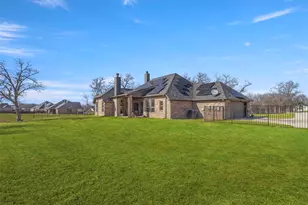 703 Winkler Wy, Springtown, TX 76082 - Photo 28