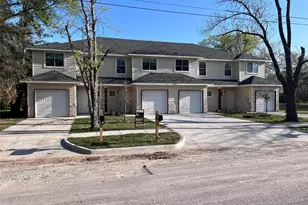 690 Union St, Bonham, TX 75418 - Photo 1