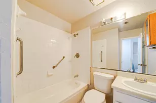 633 Carriagehouse Ln, Garland, TX 75040 - Photo 12