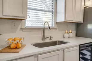 3824 Birchman Ave, Fort Worth, TX 76107 - Photo 18