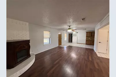 503 Windsor Lane, Springtown, TX 76082 - Photo 10