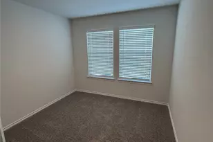 729 Lantana Ln, Pilot Point, TX 76258 - Photo 12