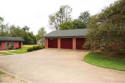 433 W Washington Street, Paris, TX 75460 - Photo 12