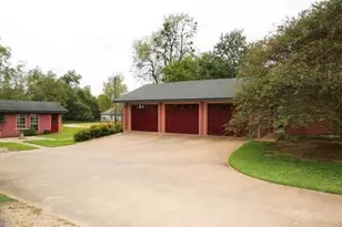 433 W Washington St, Paris, TX 75460 - Photo 12