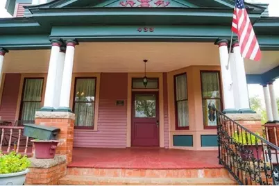 433 W Washington Street, Paris, TX 75460 - Photo 2