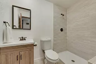 8515 Baumgarten Dr, Dallas, TX 75228 - Photo 12