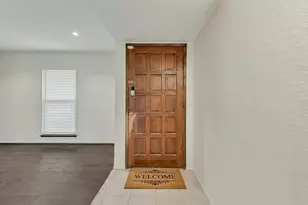 8515 Baumgarten Dr, Dallas, TX 75228 - Photo 2