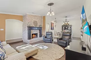 2602 Madrid Dr, Garland, TX 75040 - Photo 2