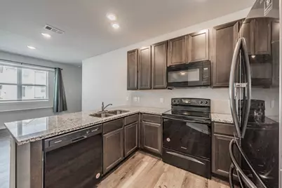 5517 Willamette Drive, Fort Worth, TX 76119 - Photo 12