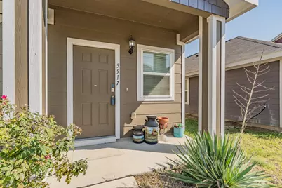 5517 Willamette Drive, Fort Worth, TX 76119 - Photo 2