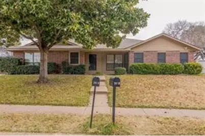 2916 Kathleen Lane, Euless, TX 76039 - Photo 1