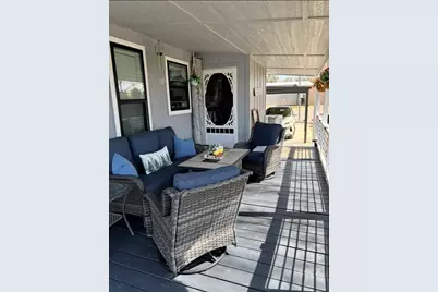 817 Brazos Harbor Circle, Granbury, TX 76048 - Photo 6