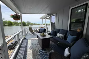 817 Brazos Harbor Cir, Granbury, TX 76048 - Photo 4