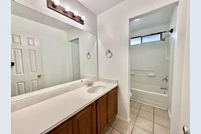 2815 Oak Crest Drive, Grand Prairie, TX 75052 - Photo 14