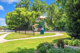 2453 Cimmaron Dr, Plano, TX 75025 - Photo 22