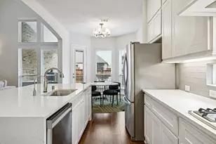 12620 Royal Oaks Ln, Farmers Branch, TX 75234 - Photo 8